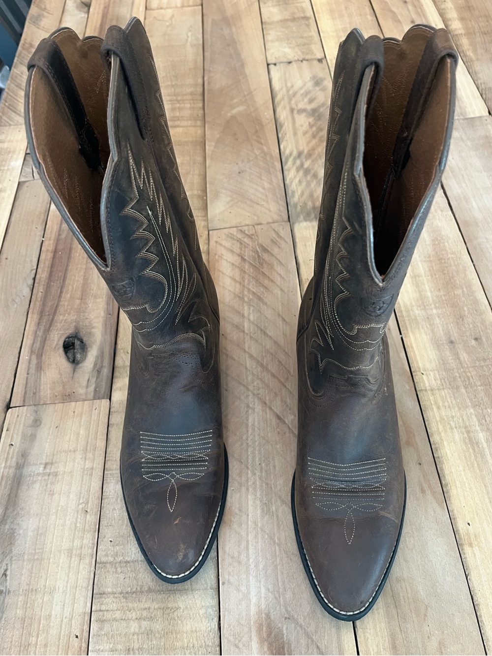 ARIAT Heritage Performance Western Boots Round Toe Size 8.5C (Wide) Brown Leathe - Picture 2 of 9